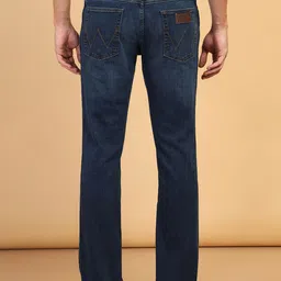 Wrangler Men Millard Low Distress Light Fade Stretchable Jeans image 5