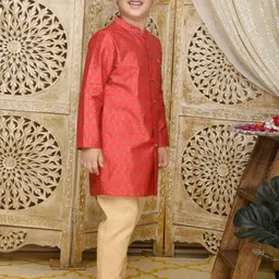 SAKA DESIGNS Boys Ethnic Motifs Printed Chanderi Silk Kurta with Pyjamas image 2