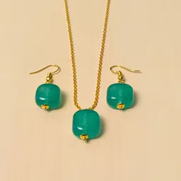 ABDESIGNS Gold-Plated Necklace and Earrings image 3