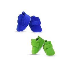 BAESD Infants Set Of 2 Anti-Skid Sole Velvet Booties image 2