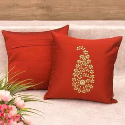 RoyalDeco Maroon and Gold Toned 2 Pieces Cushion Cover image 3