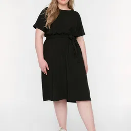Trendyol Black Solid Plus Size Dress image 4