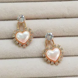 DressBerry Heart Shaped Studs Earrings image 3