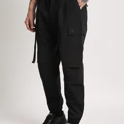 THE BEAR HOUSE Men Loose Fit Mid-Rise Easy Wash Cargos Trousers-picture-26