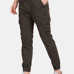 t-base Men Regular Fit Mid-Rise Joggers Trousers image 5