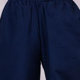 VASTRAMAY Boys Floral Printed Roll-Up Sleeves Pure Cotton Straight Kurta With Pyjamas image 4