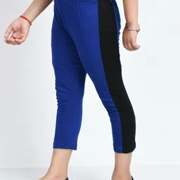 IndiWeaves Girls Pack of 5 Side Striped Pure Cotton Capris image 4