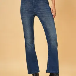 SF JEANS by Pantaloons Women Flared High-Rise Light Fade Clean Look Jeans image 3