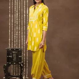 mokshi Beige & Blue Paisley Printed Shirt Collar Straight Kurta With Palazzo image 4