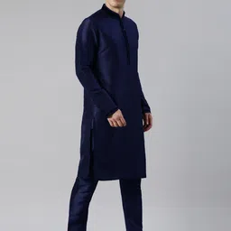 TheEthnic.Co Mandarin Collar Velvet Kurta with Trousers & Jacket image 4
