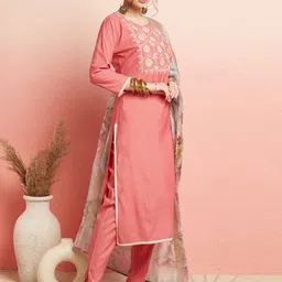 AKS Floral Embroidered Kurta With Trousers & Dupatta image 4