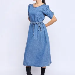 Ruhaans Denim Puff Sleeves Tie Up Fit & Flare Midi Dress With Belt image 5