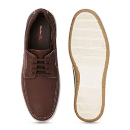 Bata Men Textured Comfort Insole Sneakers image 2