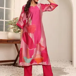 Varanga Abstract Printed Notch Neck Chanderi Silk Straight Kurta With Trousers image 4