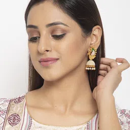 AVANT-GARDE PARIS Gold-Toned & White Dome Shaped Jhumkas Earrings image 4