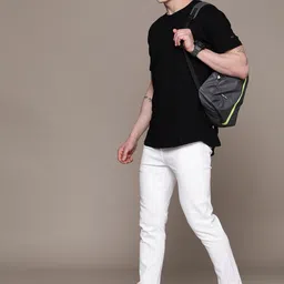 Xee Men Comfort Slim Fit Slash Knee Stretchable Jeans image 3