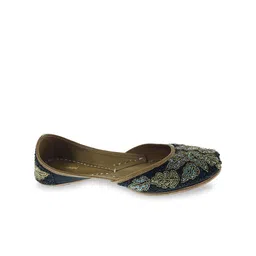 Fulkari Embellished Round Toe Leather Mojaris image 2