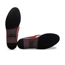 ITALIAN ELEGANZA Men Round Toe Lightweight Suede Loafers image 3