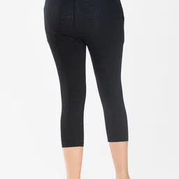 indian flower Girls Black Solid Three-Fourth Length Leggings image 2