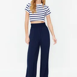 Trendyol Women Parallel Trousers image 5