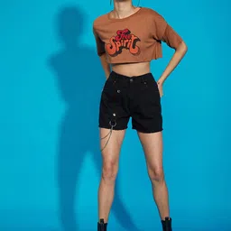 SASSAFRAS Women Black Chains Detail Pure Cotton Denim Shorts image 3