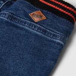 max Boys Regular Fit Mid-Rise Faded Joggers image 4