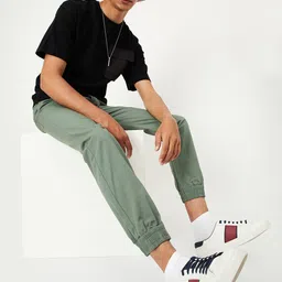 max Boys Mid-Rise Pure Cotton Joggers image 3