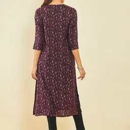 Soch Abstract Printed Kurta image 5