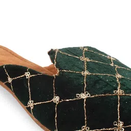 Apratim Women Embellished Round Toe Slip On Mules image 4