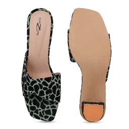 Shezone Women Green Printed Block Heels image 3