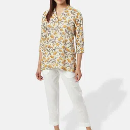 AKKRITI BY PANTALOONS Mandarin Collar Floral Printed Tunic image 3