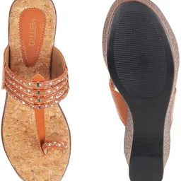 metro Women Wedges Sandal image 3