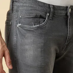 Allen Solly Men Slim Fit Mid-Rise Clean Look Stretchable Jeans image 3