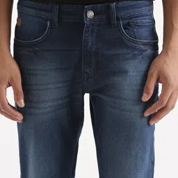 WROGN Men Slim Fit Low Distress Light Fade Stretchable Jeans image 5