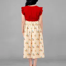 FASHION DREAM Floral Print Flutter Sleeve Crepe Fit & Flare Midi Dress image 5