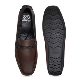 Duke Men Textured Loafers image 3