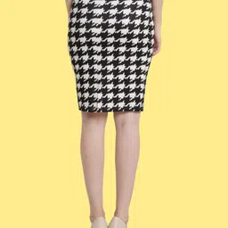 Popwings Pack Of 2 Geometric Self Design Knee-Length Pencil Skirts image 4