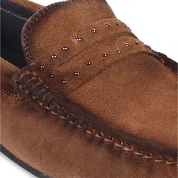 Mochi Men Embellished Loafers image 5