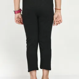 IndiWeaves Girls Green & Blue Capris image 5