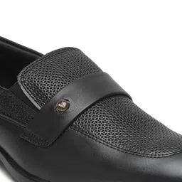 Teakwood Leathers Men Perforations Leather Slip-On Sneakers image 5