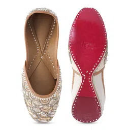 NR By Nidhi Rathi Embellished Square Toe Mojaris image 2