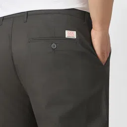 Urbano Plus Men Trousers image 5