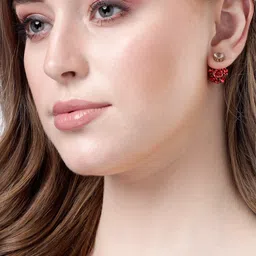 Scintillare By Sukkhi Rose Gold-Plated Floral Studs Earrings image 5