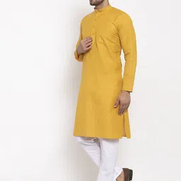 KRAFT INDIA Men Mustard & White Solid Cotton Blend Regular Kurta With Pyjamas image 2