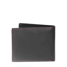 WildHorn Men Black Leather Wallet image 2