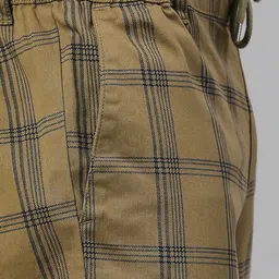 Thomas Scott Men Checked Mid-Rise Slim Fit Shorts image 4
