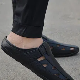 Hundo P Men Black & Brown Comfort Sandals-picture-30