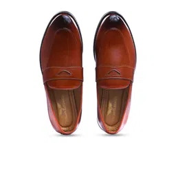 ITALIAN ELEGANZA Men Round Toe Lightweight Suede Loafers image 4