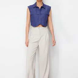 Trendyol Women Mid-Rise Parallel Trouser image 4