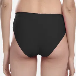 StyFun Women Pack Of 3 Stretchable Seamless Hipster Briefs image 4